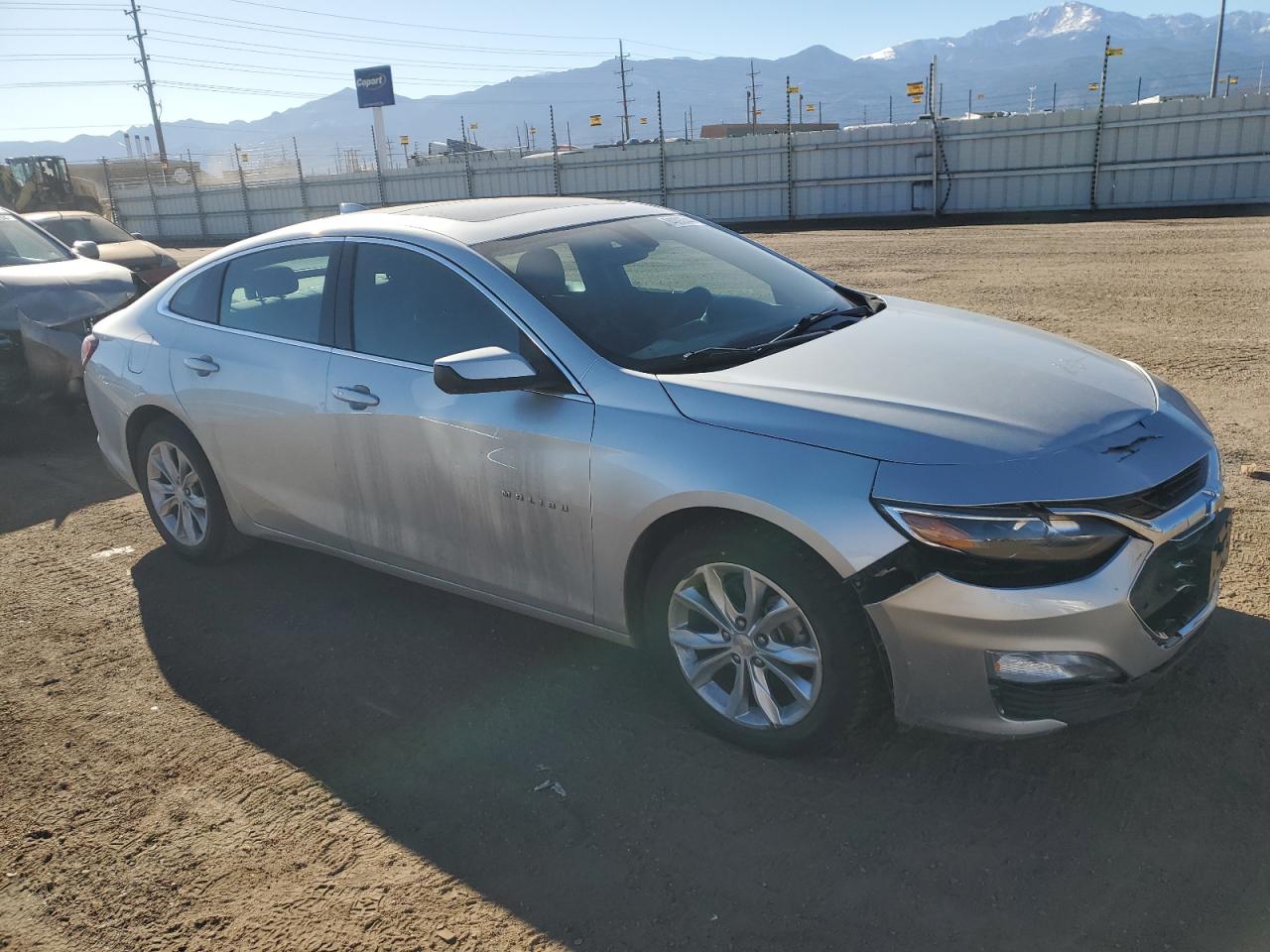 2021 Chevrolet Malibu - Image 4