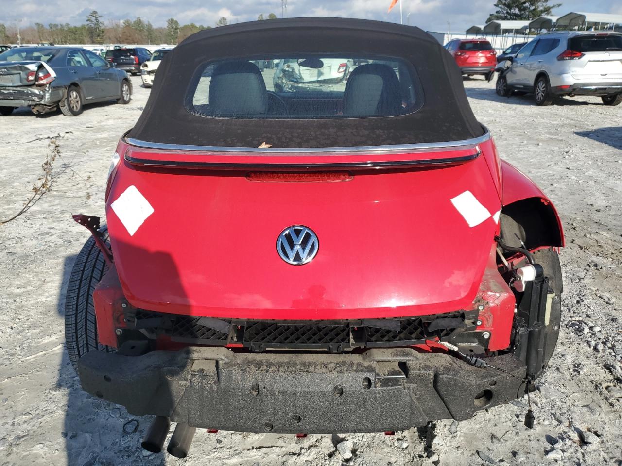 VIN 3VW517AT6FM807260 2015 VOLKSWAGEN BEETLE no.6