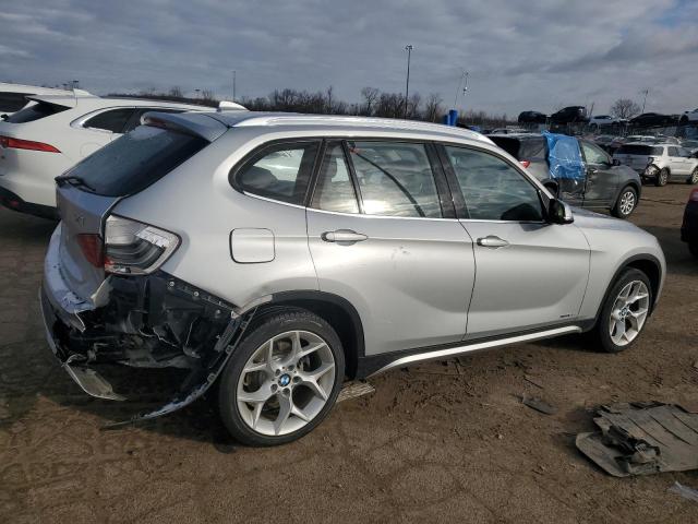  BMW X1 2015 Серебристый