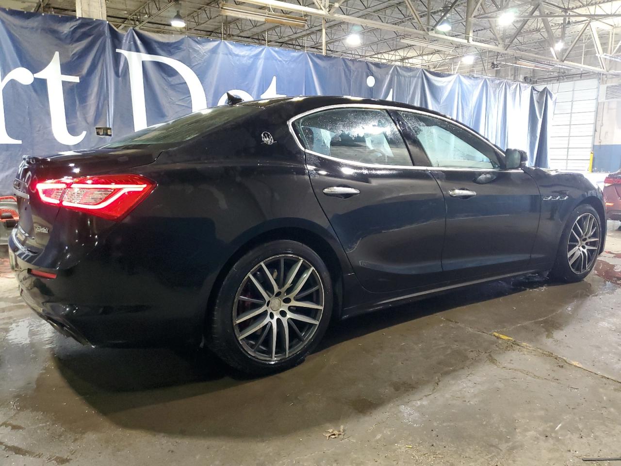 2019 Maserati Ghibli - Image 3
