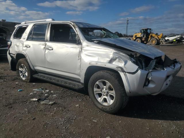  TOYOTA 4RUNNER 2017 Srebrny