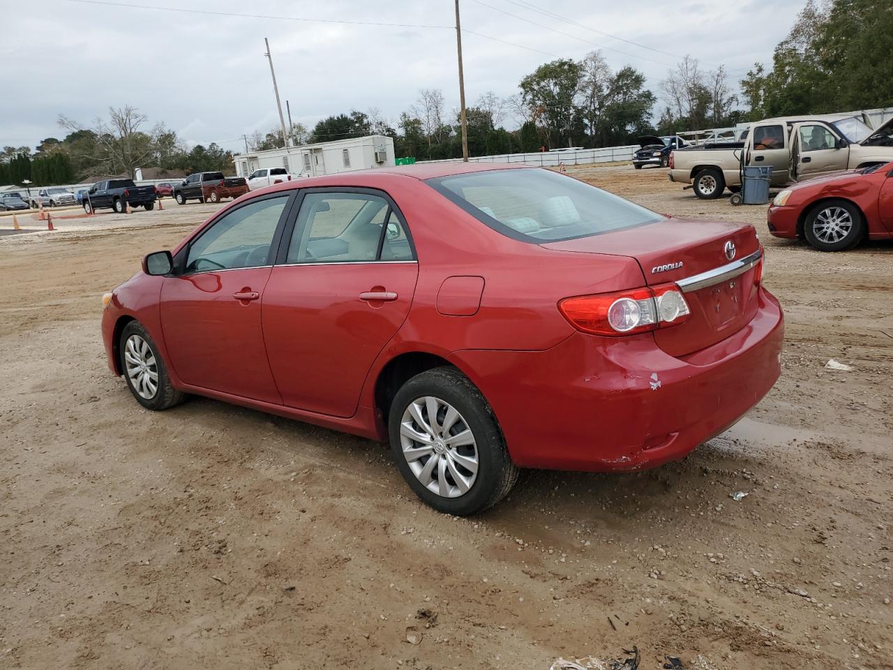 VIN 5YFBU4EEXDP212229 2013 TOYOTA COROLLA no.2