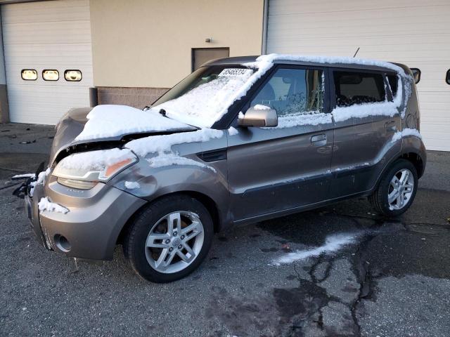 2010 Kia Soul +