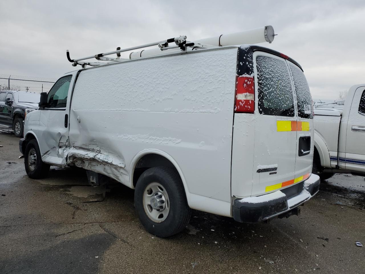 CHEVROLET EXPRESS 2013 VIN 1GCWGFCA9D1903762 zdjęcie 2