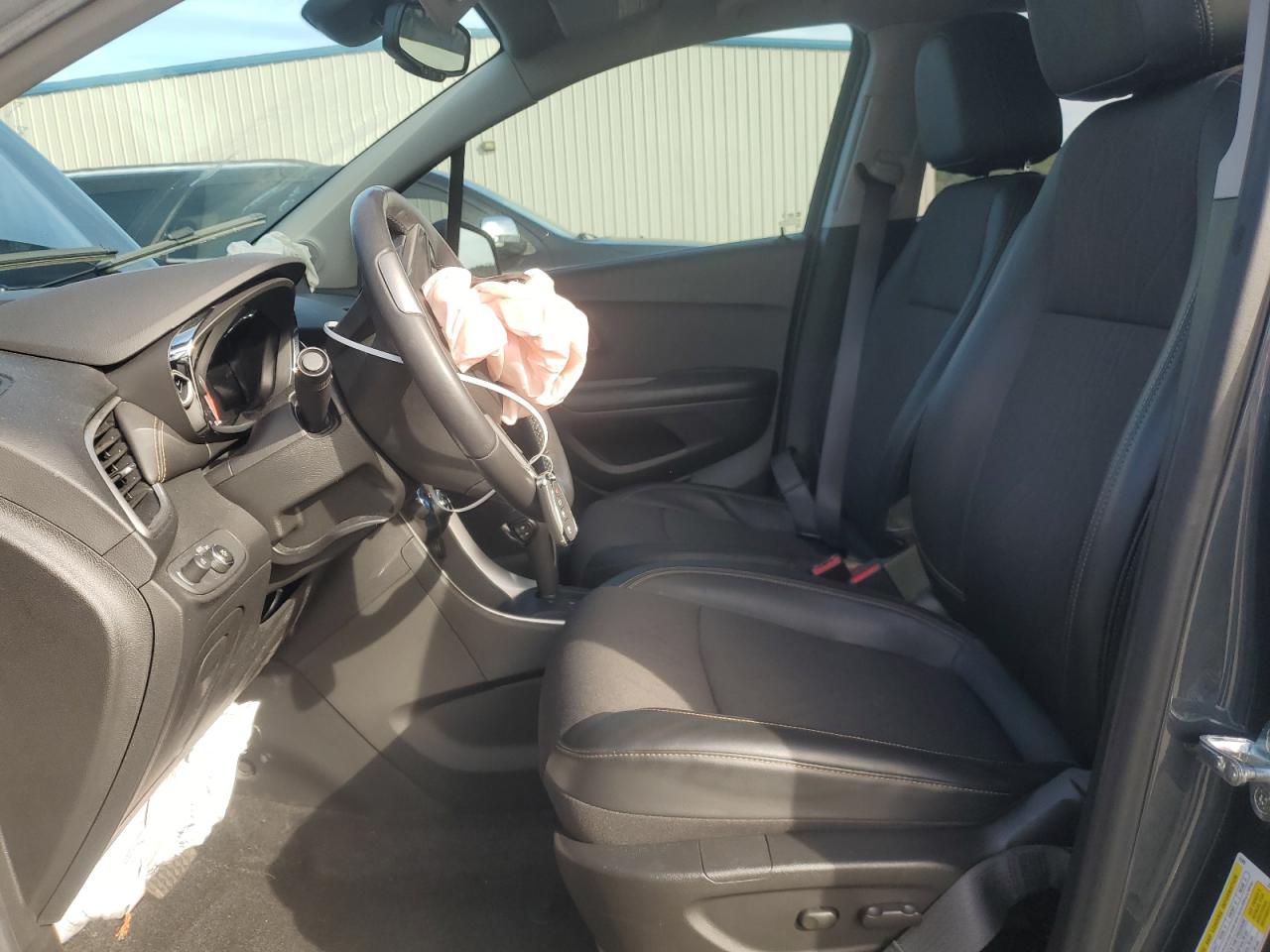 2022 Chevrolet Trax - Image 7