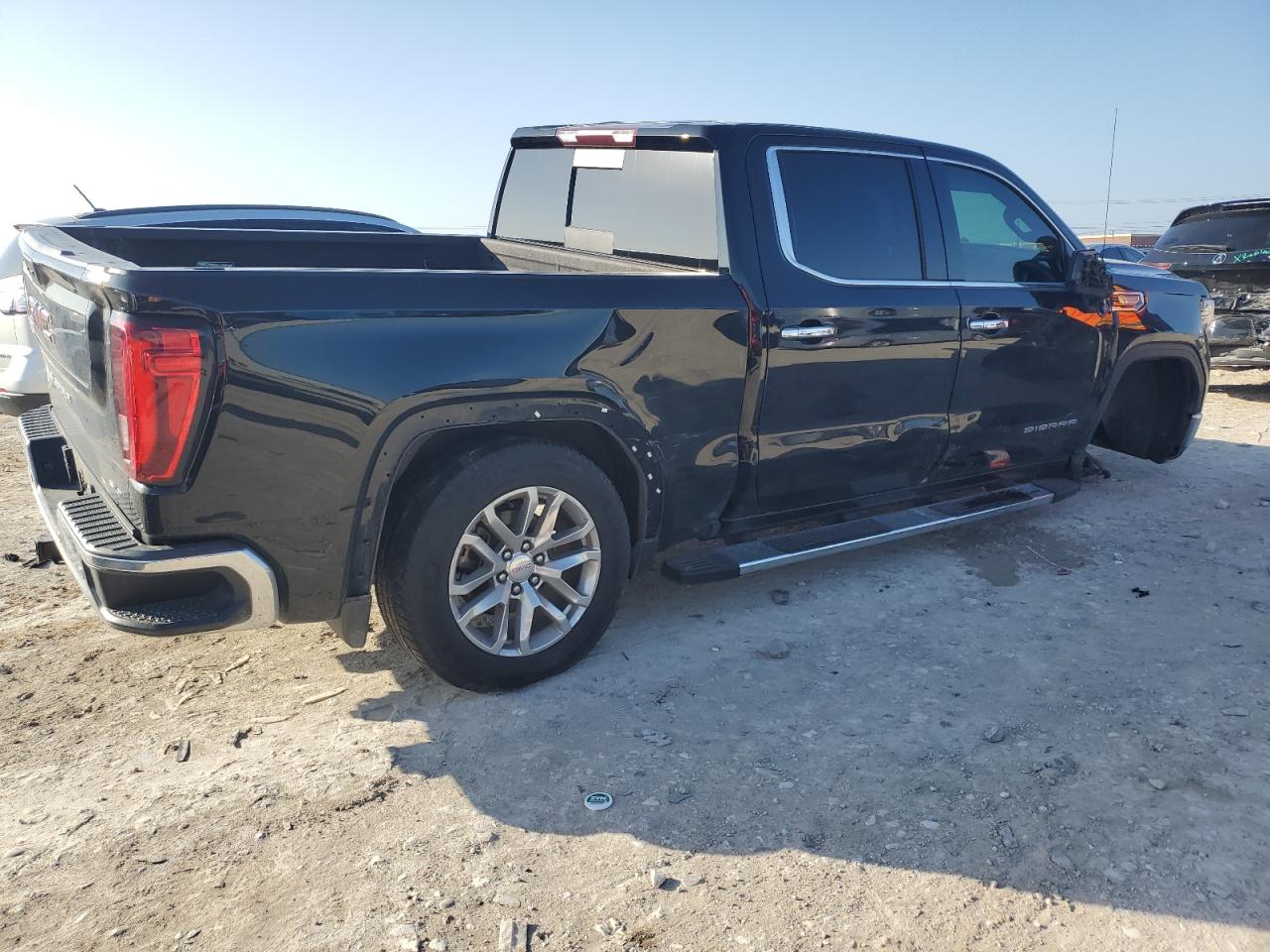 2019 GMC Sierra - Image 3