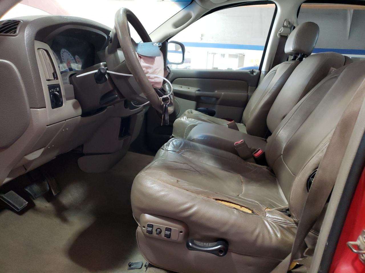 2005 Dodge RAM - Image 7