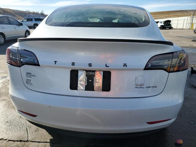  TESLA MODEL 3 2020 Белы