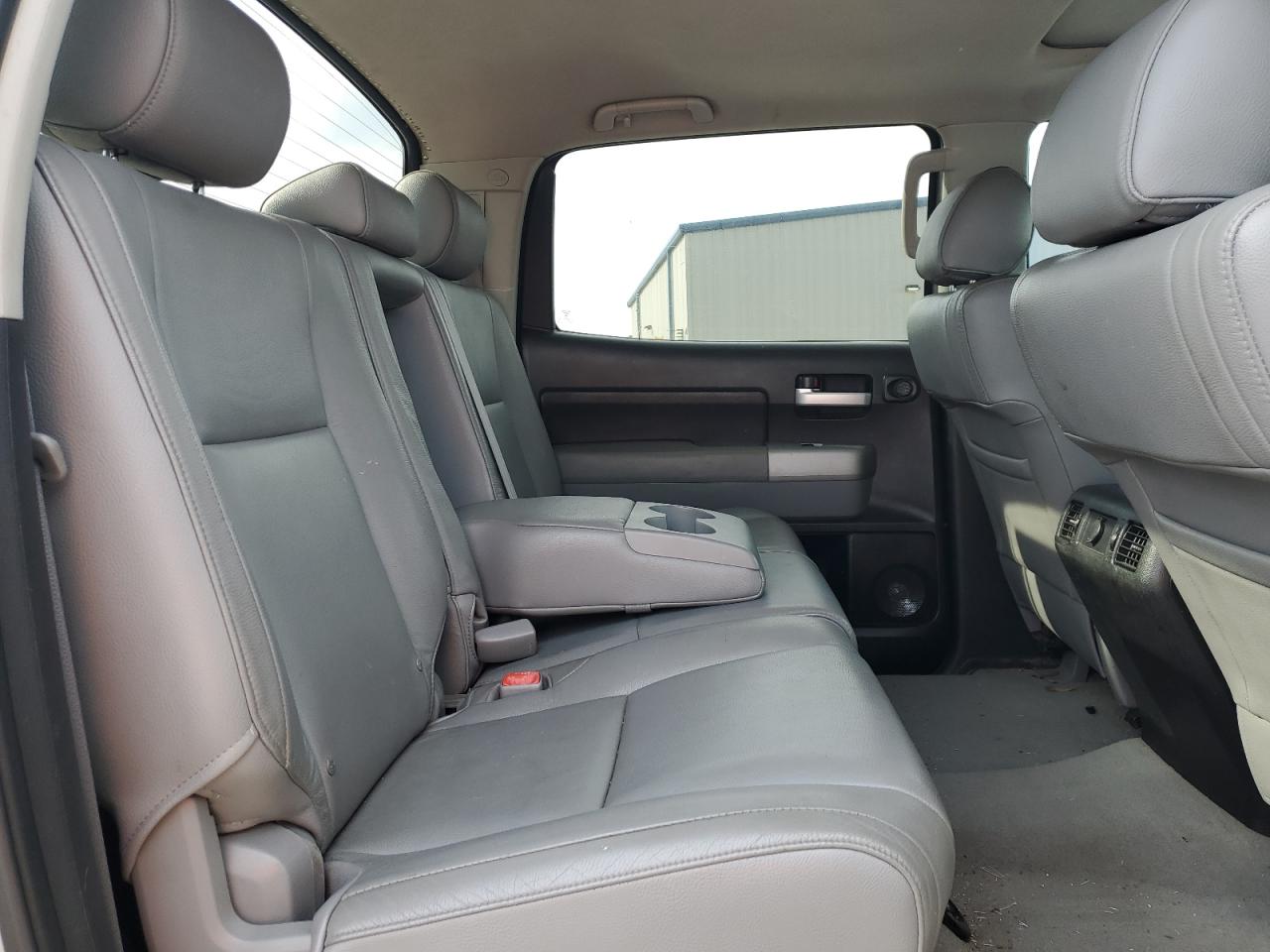 2007 Toyota Tundra - Image 10