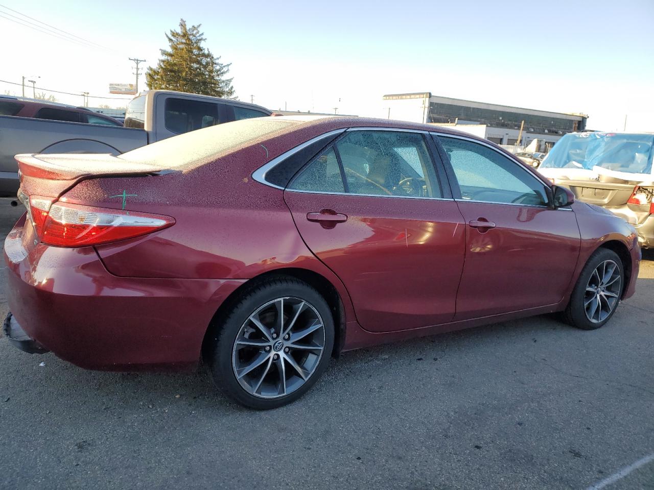 VIN 4T1BF1FK9GU509976 2016 TOYOTA CAMRY no.3