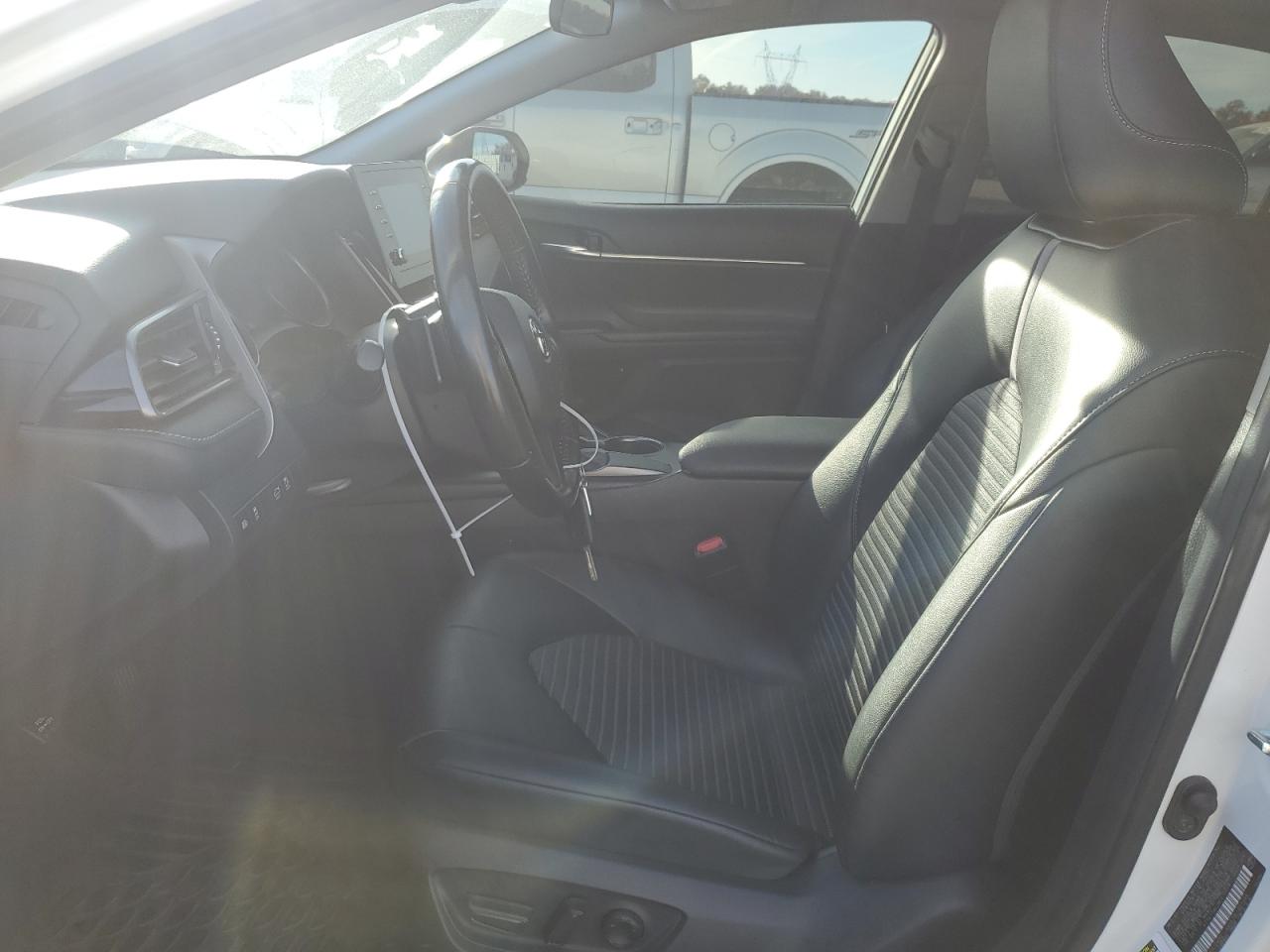 2021 Toyota Camry - Image 7