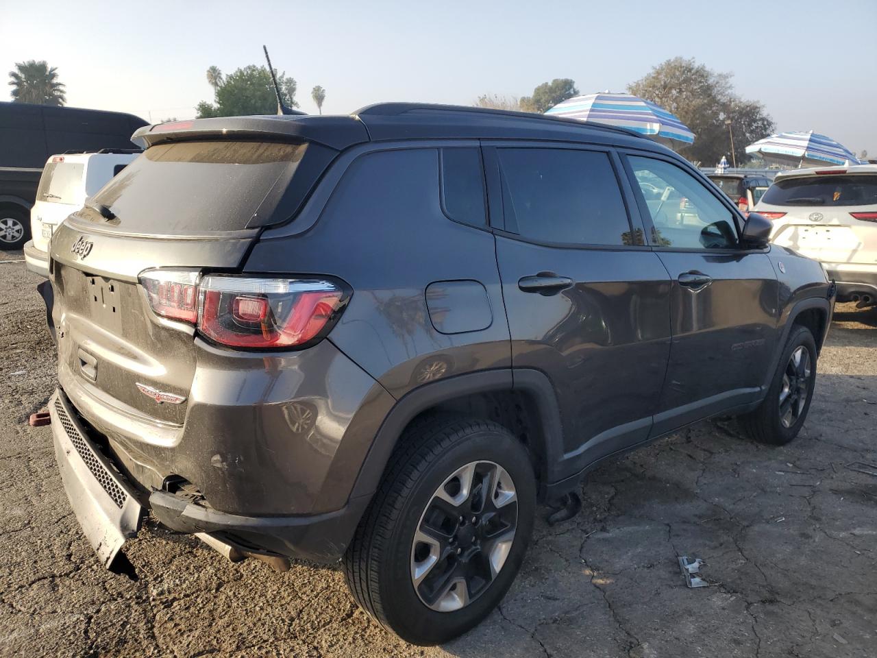 2018 Jeep Compass - Image 3