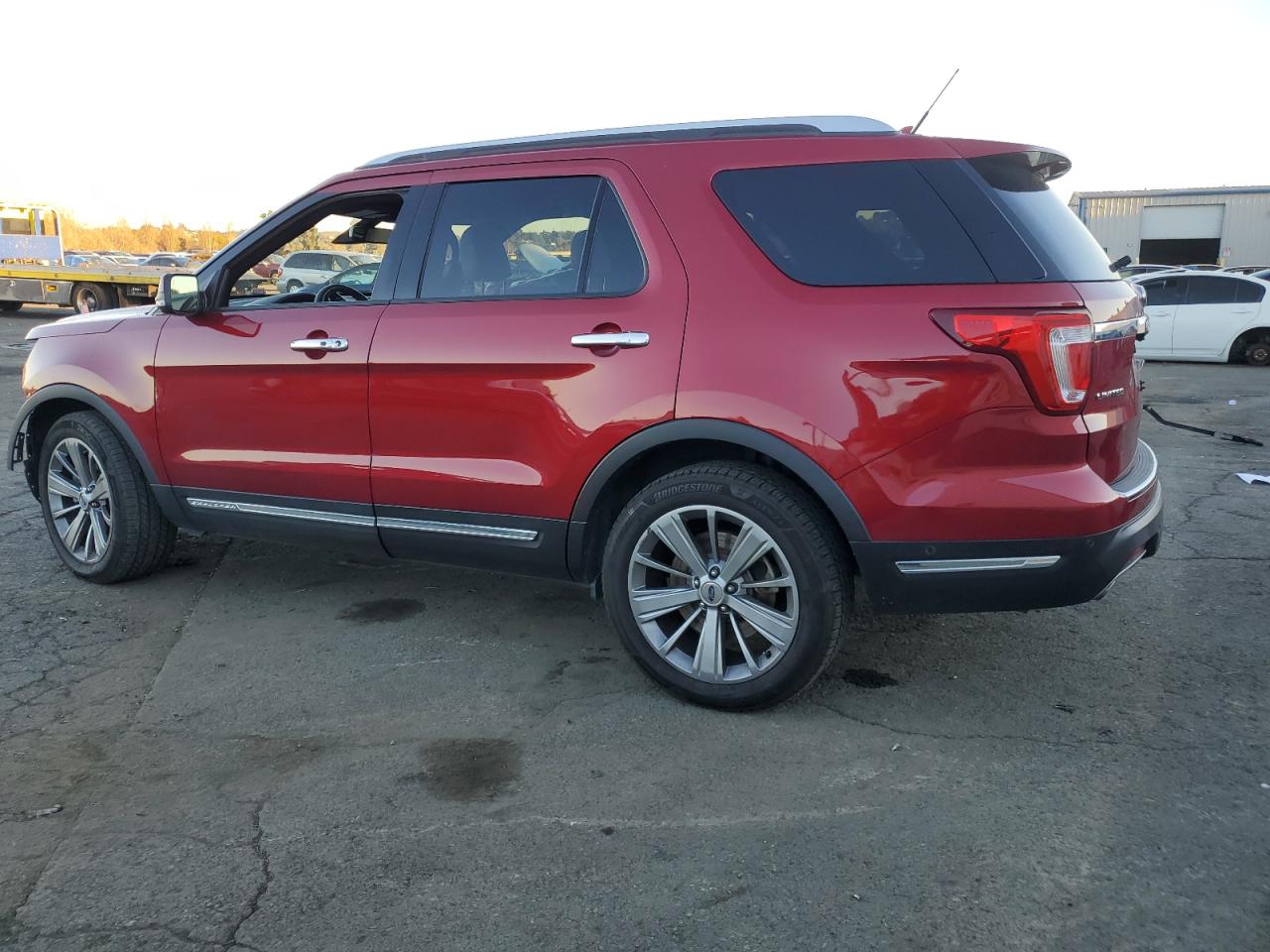 VIN 1FM5K7F81JGB32484 2018 FORD EXPLORER no.2