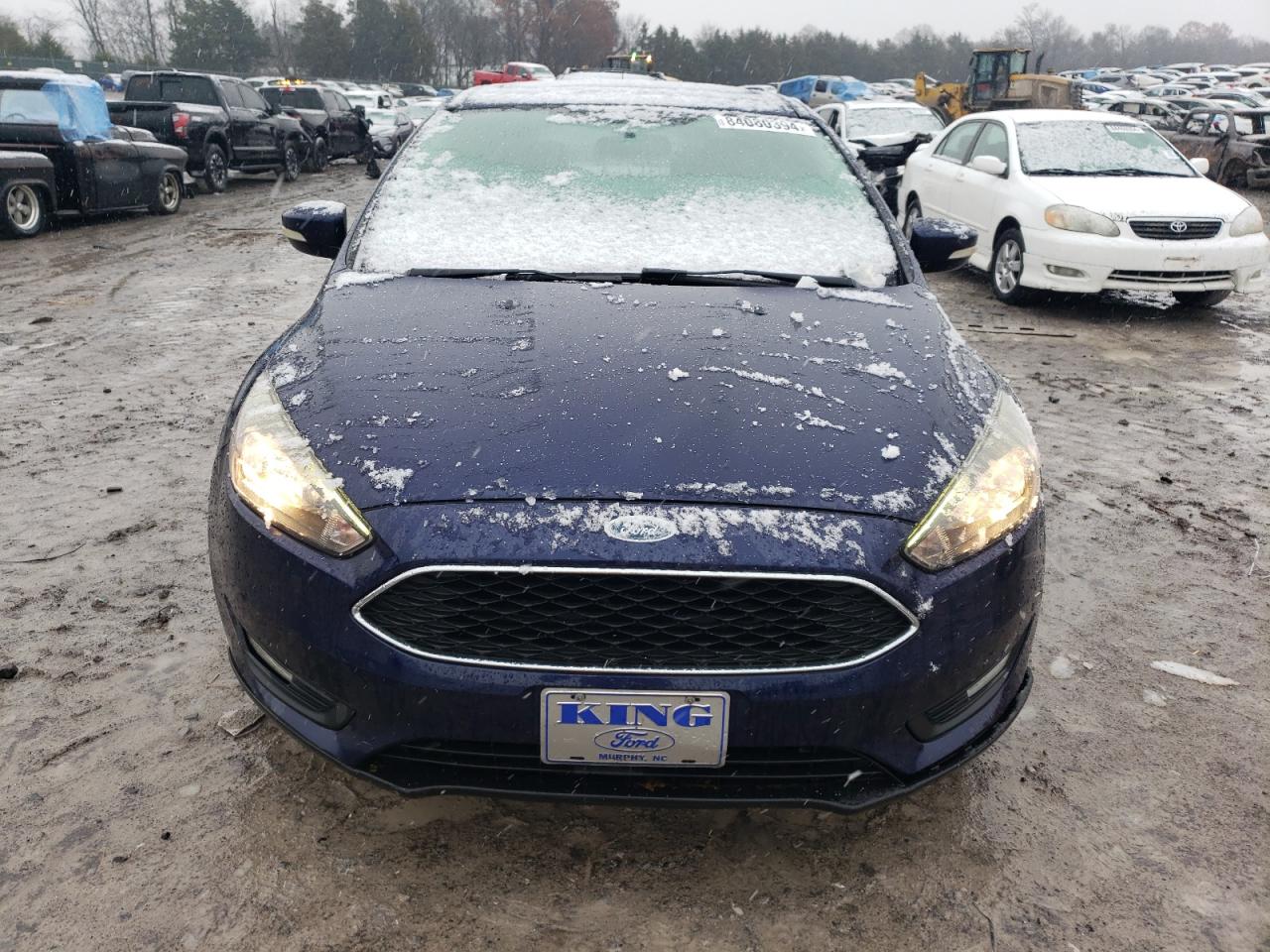 VIN 1FADP3H2XHL322357 2017 FORD FOCUS no.5