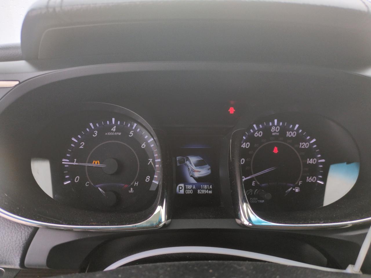 2013 Toyota Avalon - Image 9