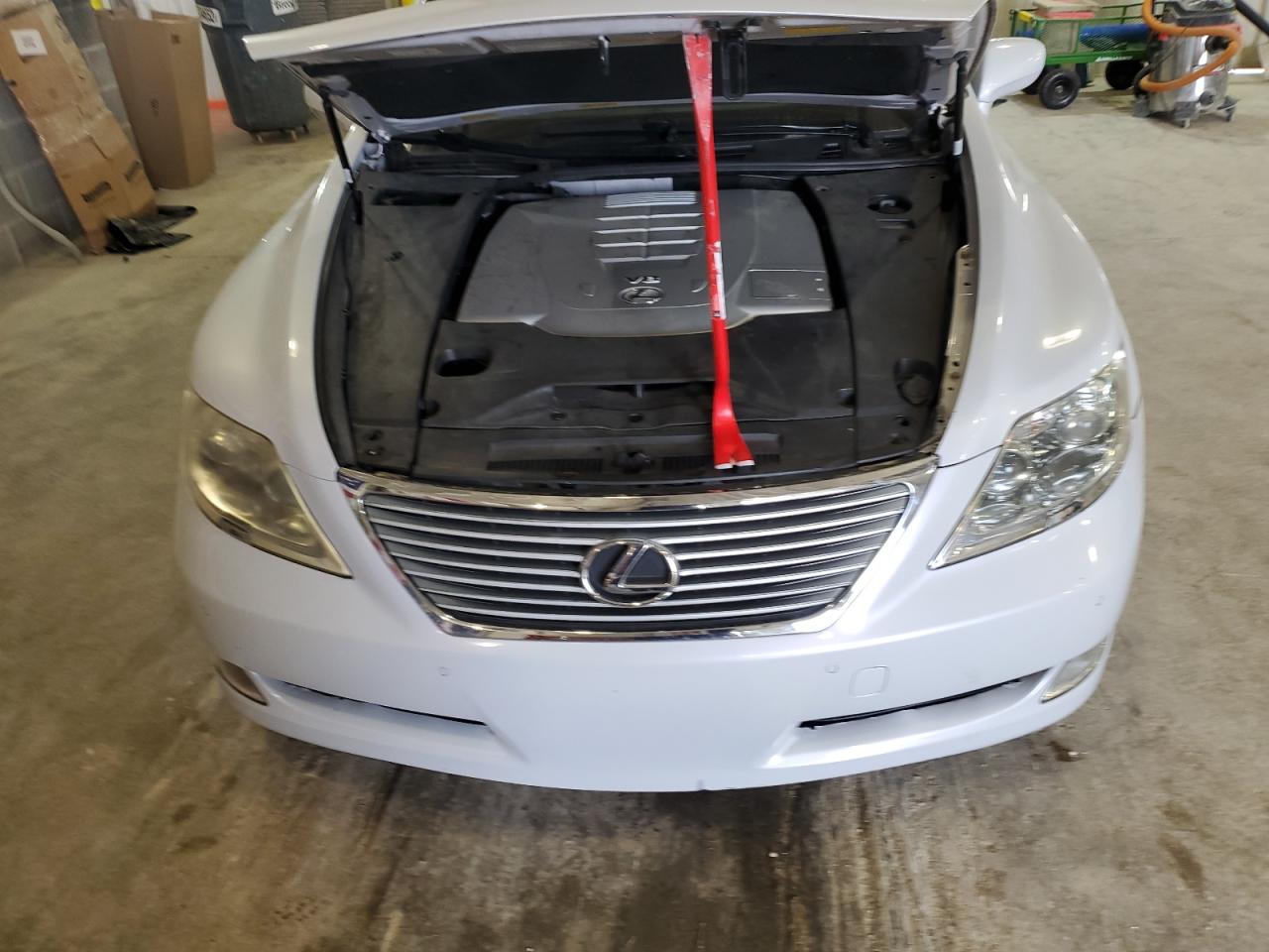 2008 Lexus LS - Image 11