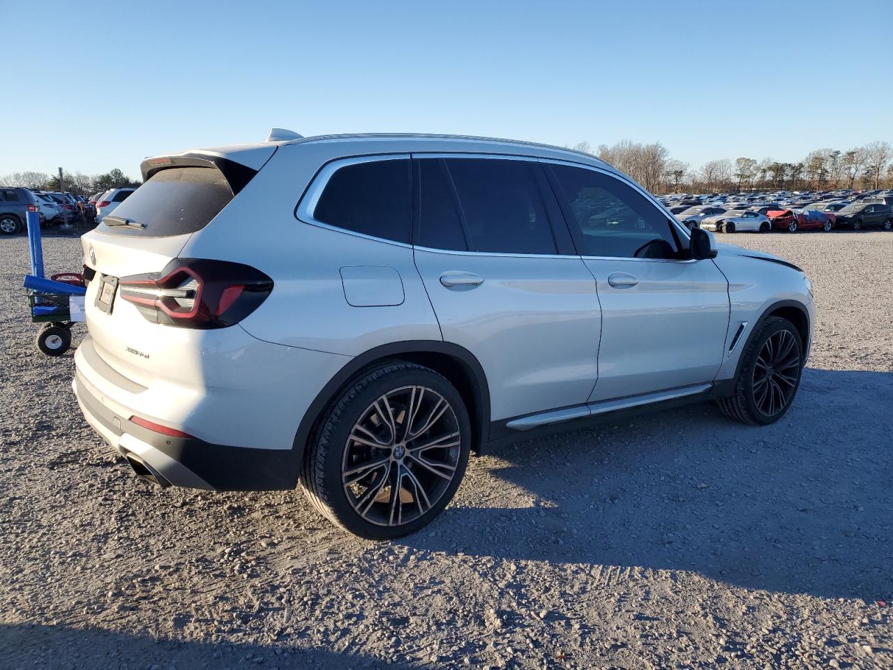 2023 BMW X3 - Image 3