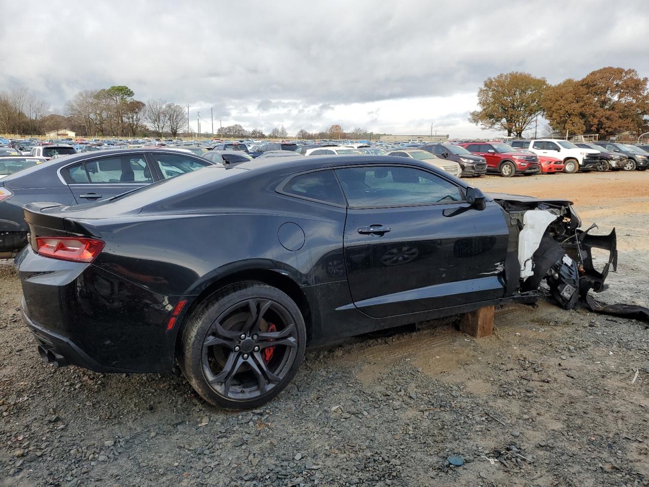 2018 Chevrolet Camaro - Image 3