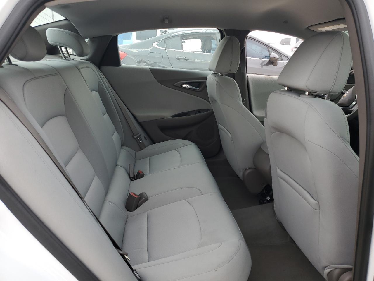 2019 Chevrolet Malibu - Image 10