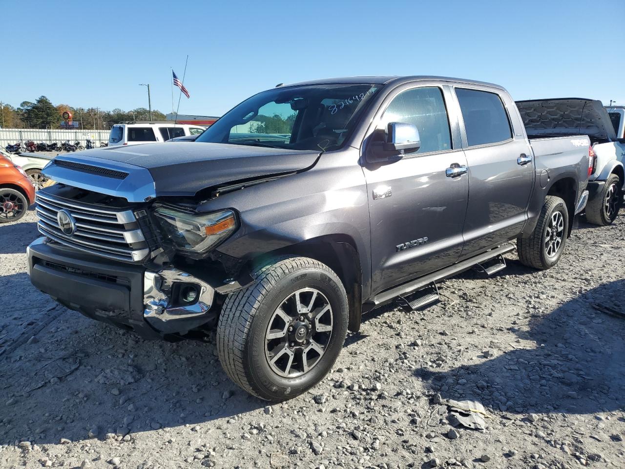 VIN 5TFHW5F13JX752279 2018 TOYOTA TUNDRA no.1