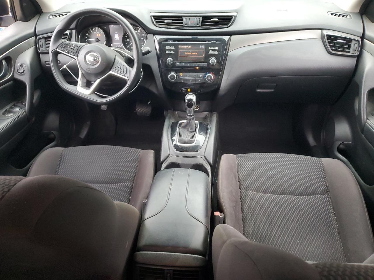 2018 Nissan Rogue - Image 8