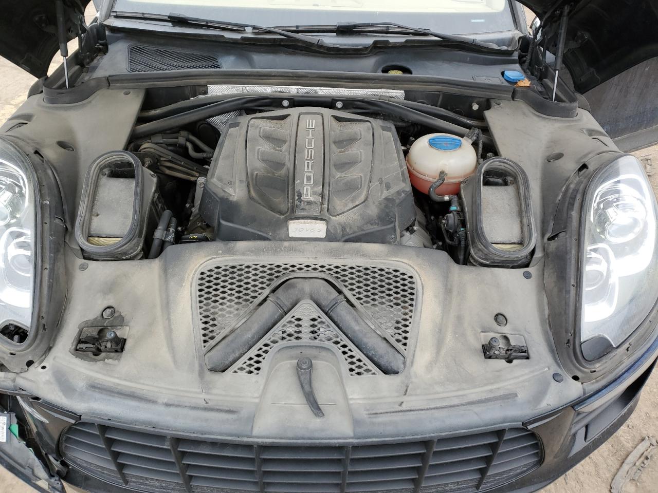 2017 Porsche Macan S VIN: WP1AB2A53HLB14099 Lot: 85723594