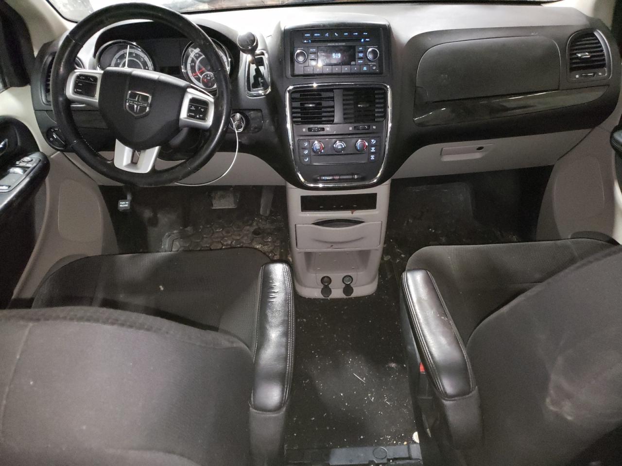 2017 Dodge Grand Caravan Se VIN: 2C4RDGBG0HR738302 Lot: 81944324