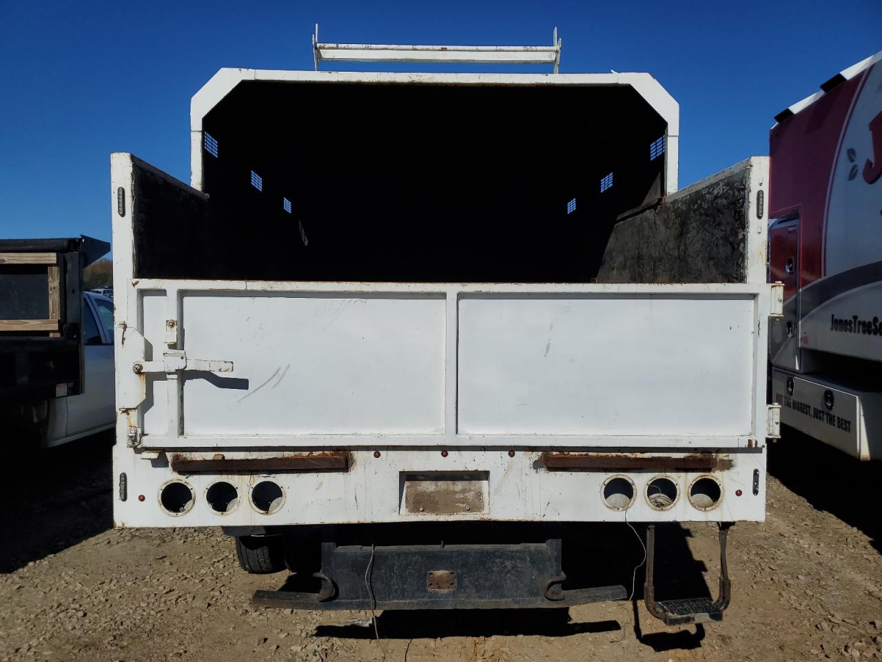 VIN 1FD0W5HTXFED70437 2015 FORD F550 no.6