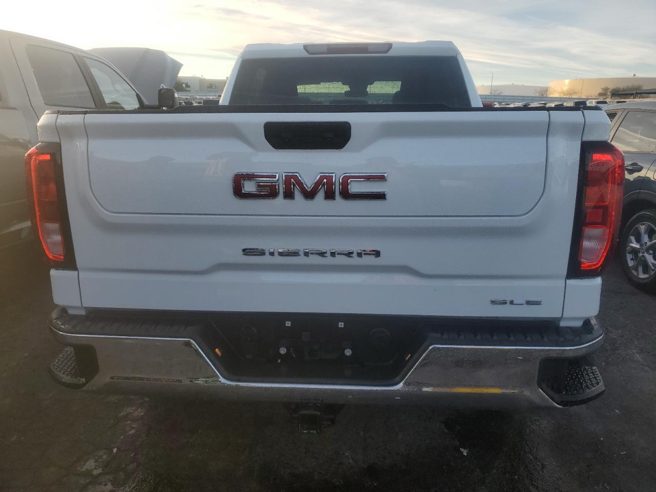 VIN 1GTPUBEK7RZ324287 2024 GMC SIERRA no.6