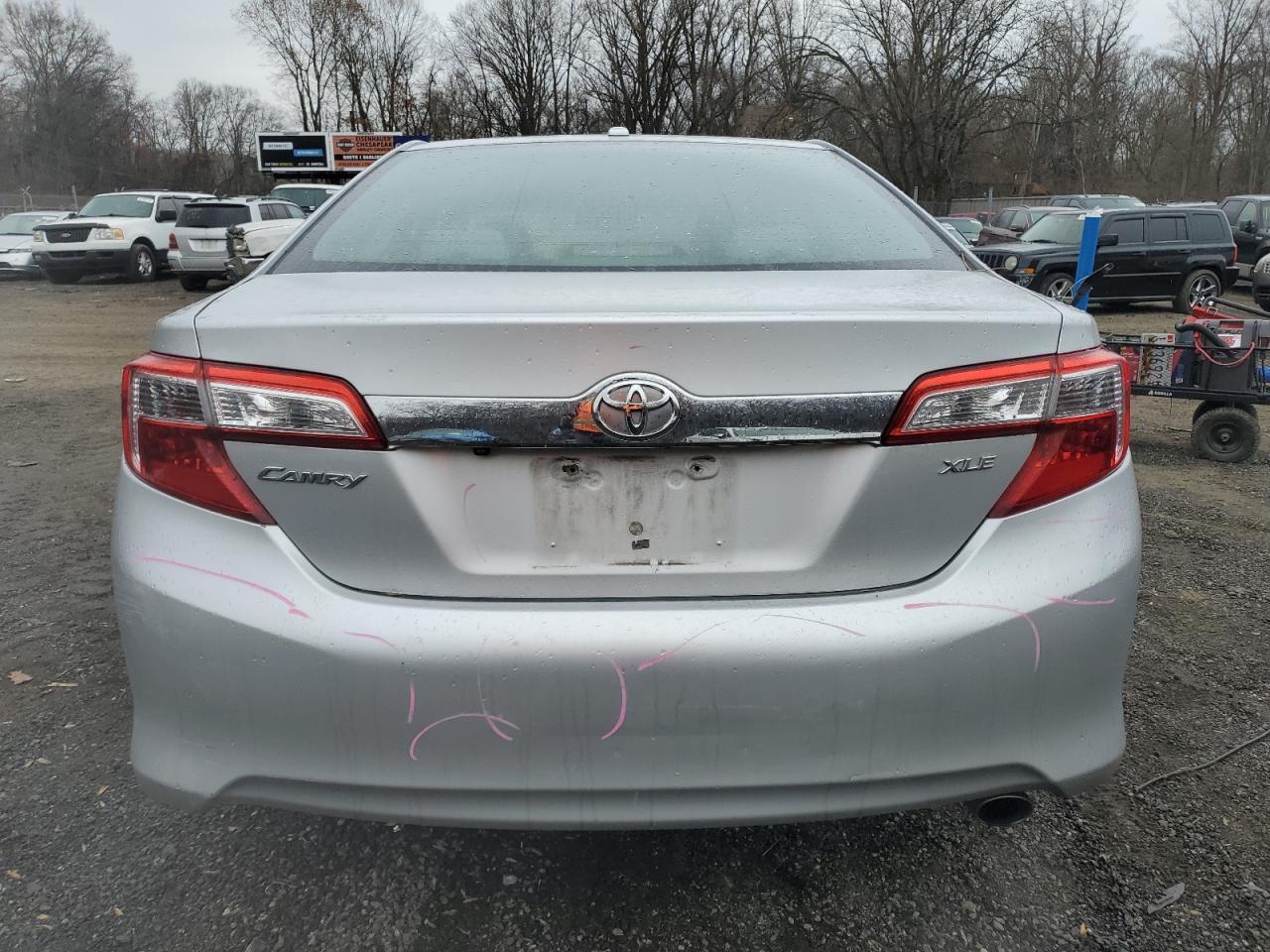2012 Toyota Camry - Image 6