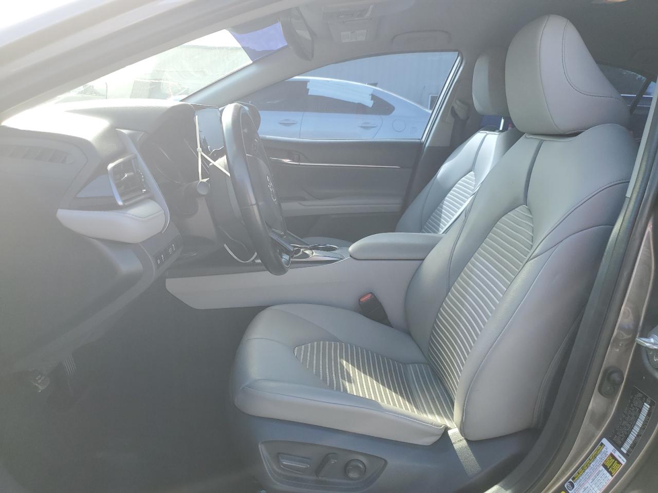 2021 Toyota Camry - Image 7