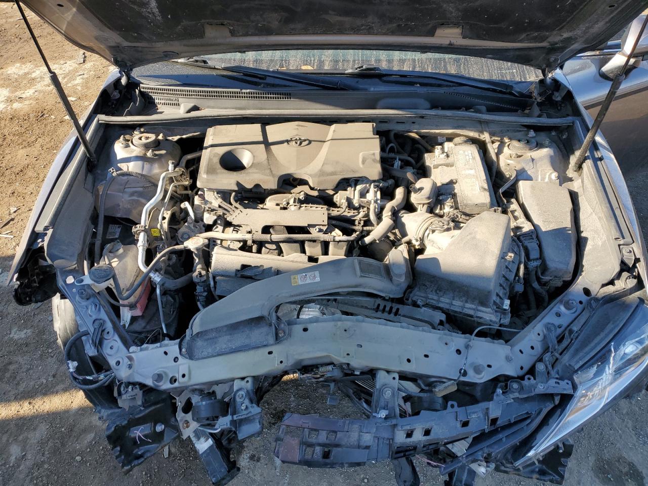 2018 Toyota Camry - Image 11