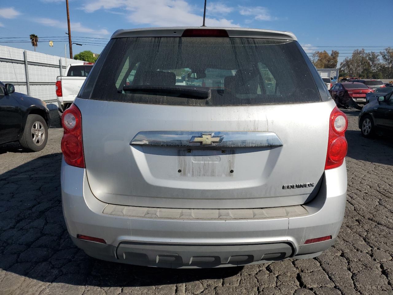 VIN 1GNALAEK0FZ120176 2015 CHEVROLET EQUINOX no.6