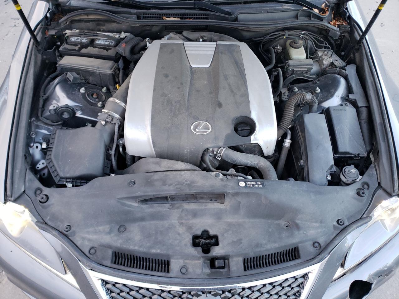 2016 Lexus IS - Image 11