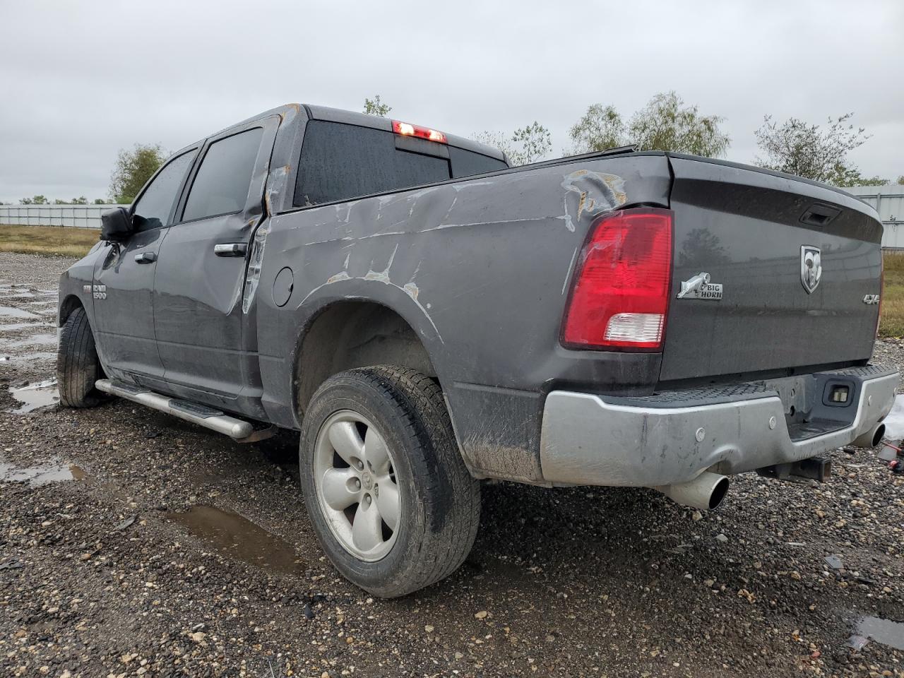 2017 RAM 1500 - Image 2