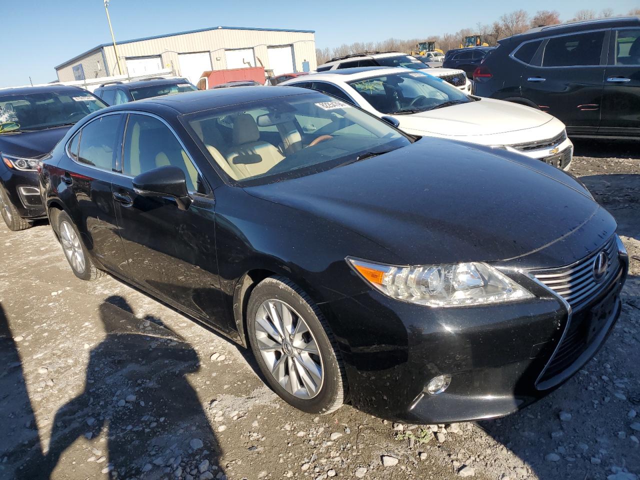 2015 Lexus ES - Image 4