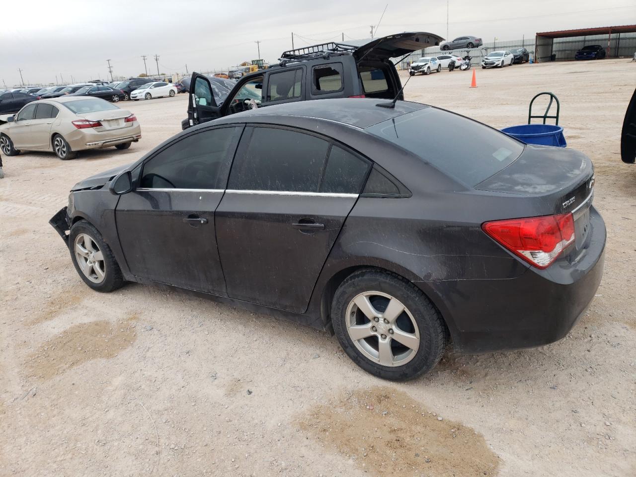 VIN 1G1PC5SB4E7303064 2014 CHEVROLET CRUZE no.2