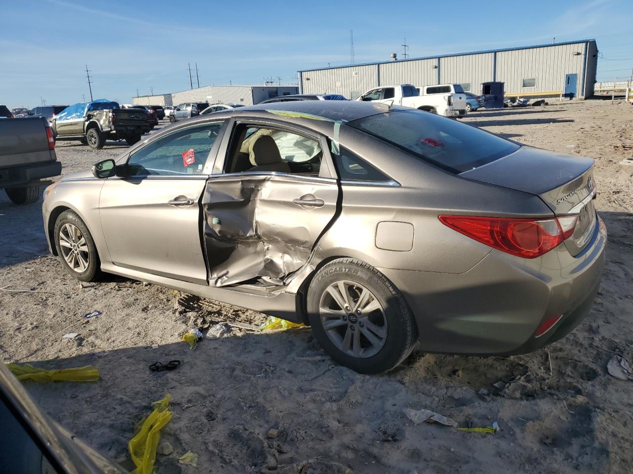 2014 Hyundai Sonata - Image 2