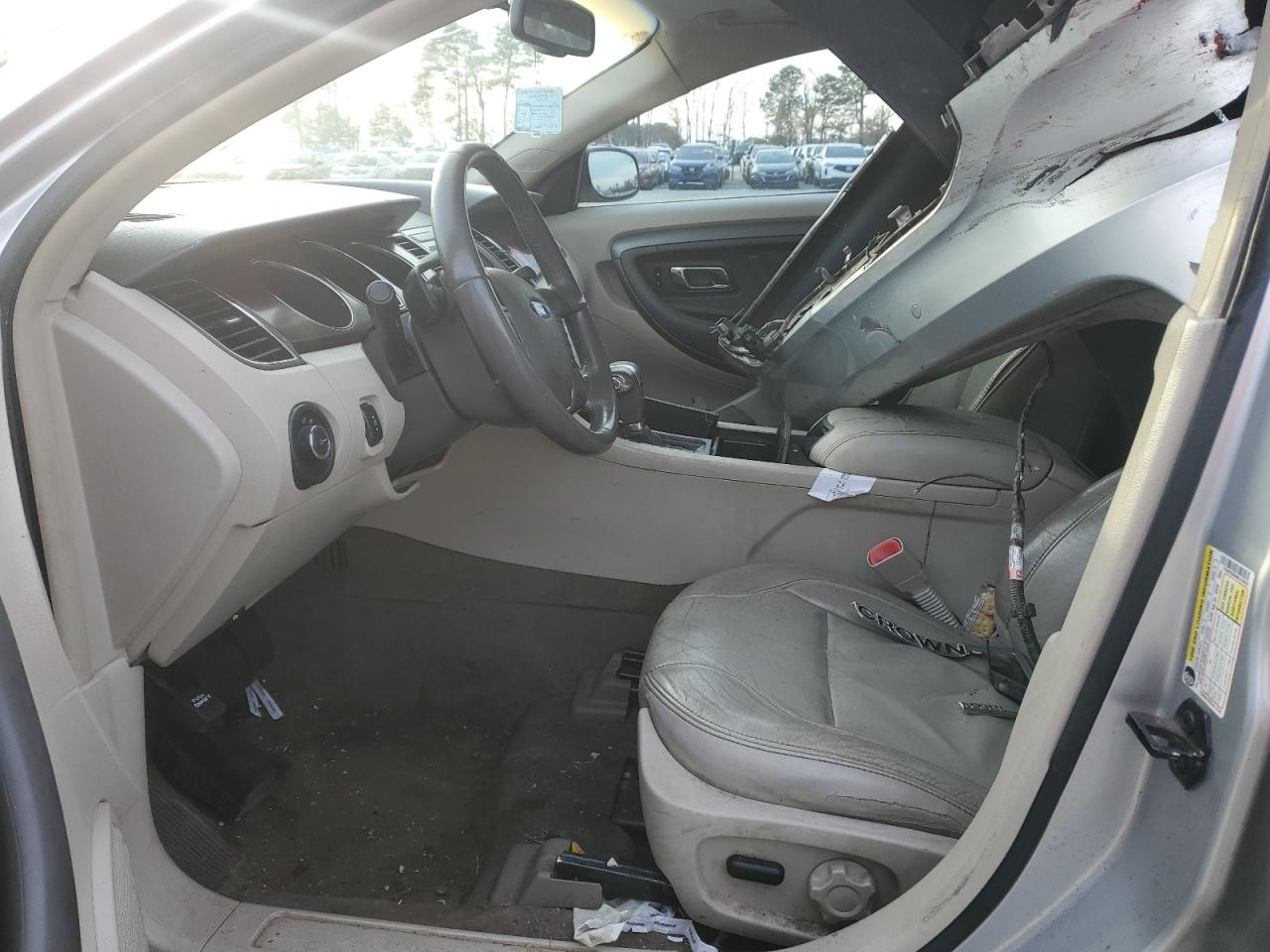 2011 Ford Taurus - Image 7
