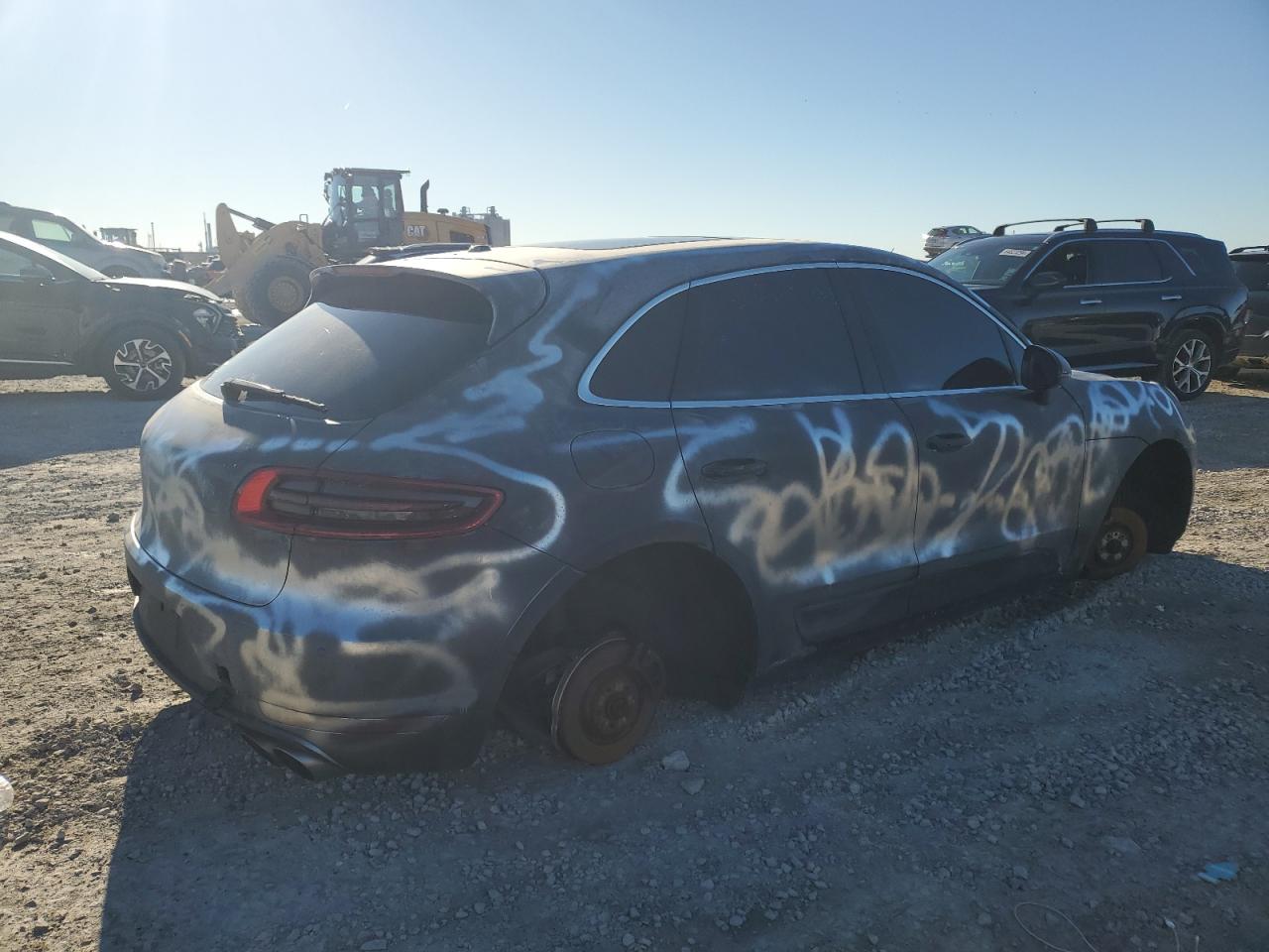 2018 Porsche Macan - Image 3