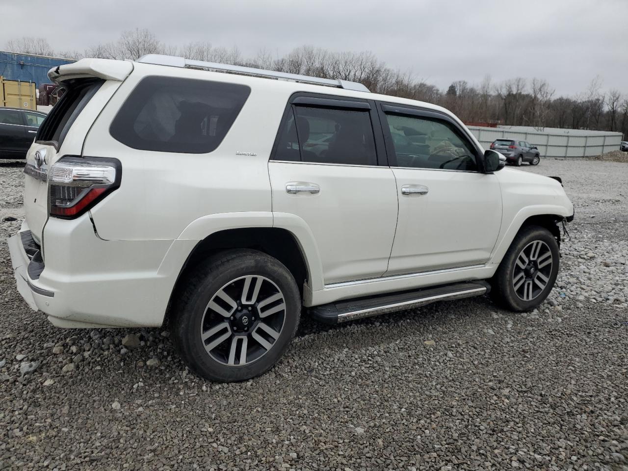 2018 Toyota 4Runner - Image 3