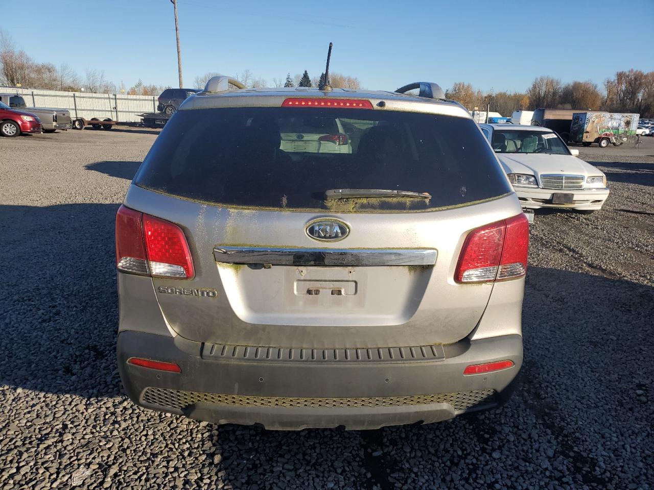 2013 Kia Sorento Lx VIN: 5XYKT3A6XDG405917 Lot: 83498704