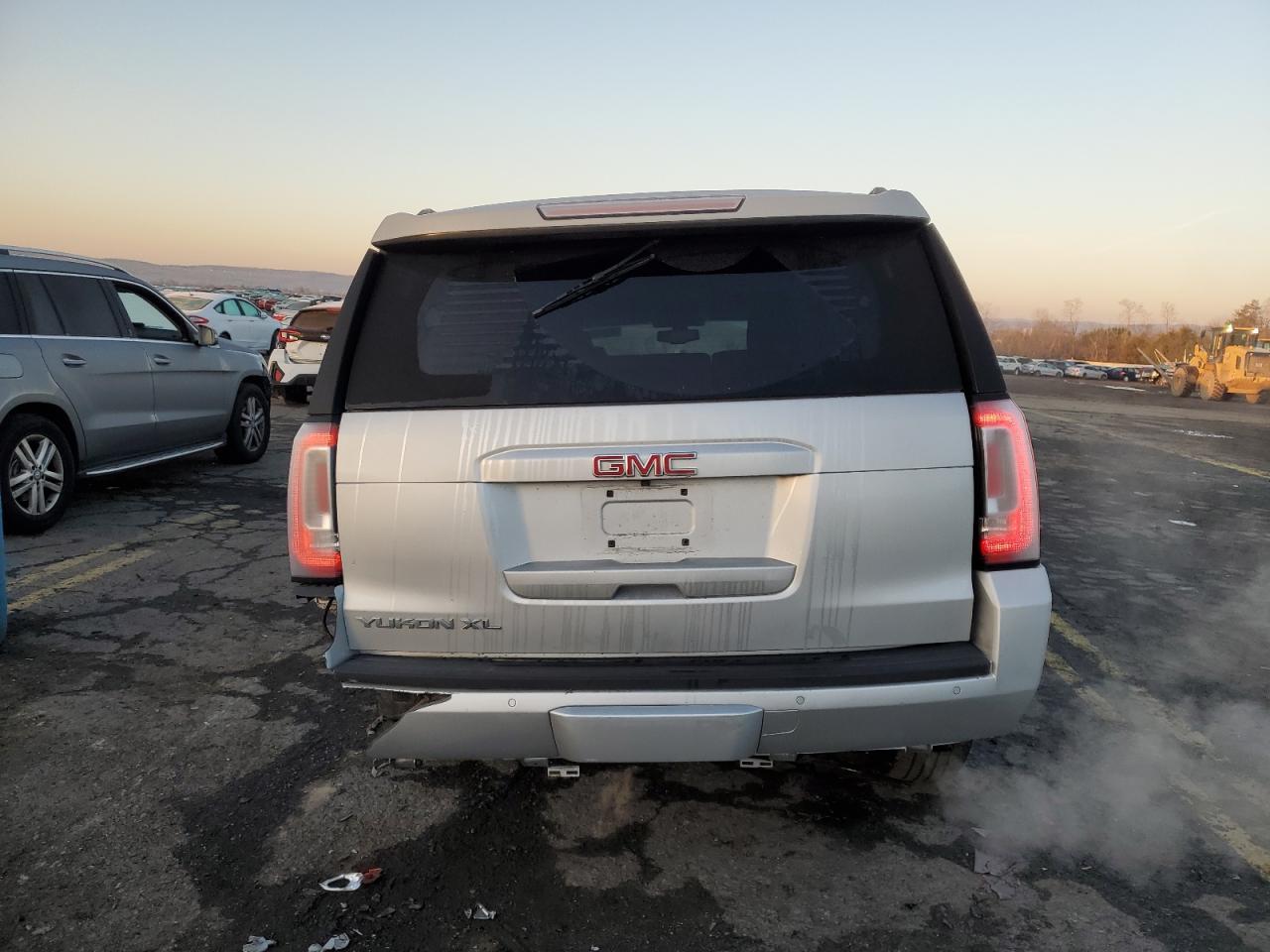 VIN 1GKS2FKC0GR167871 2016 GMC YUKON no.6