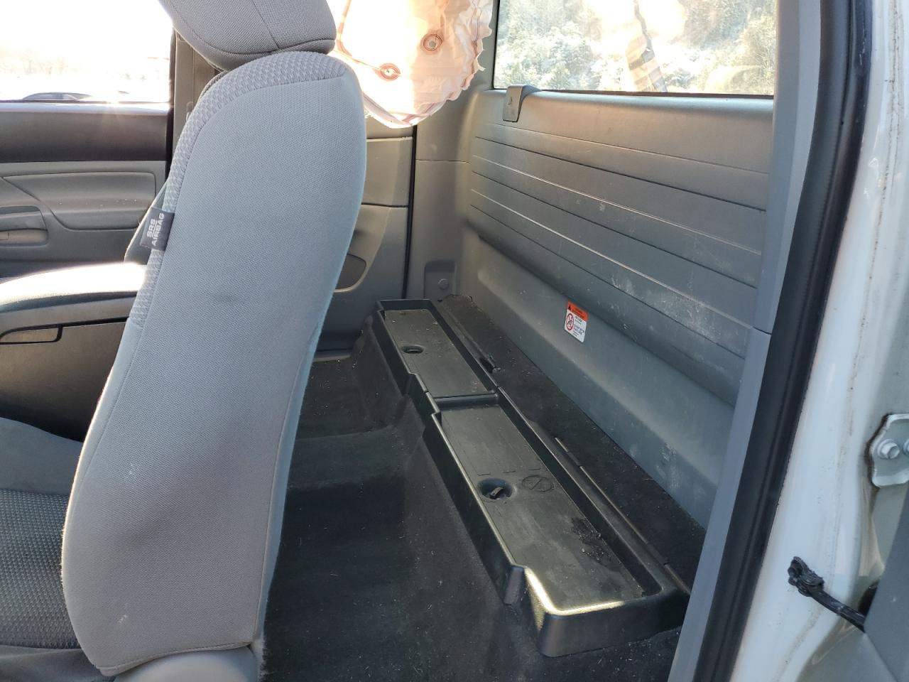 2015 Toyota Tacoma Access Cab VIN: 5TFUX4EN8FX035040 Lot: 84140904
