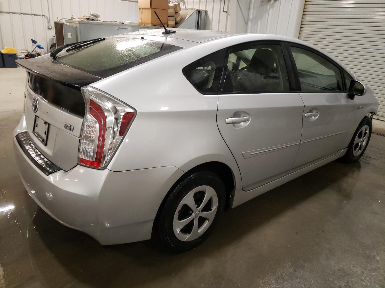 VIN JTDKN3DU7E1745130 2014 TOYOTA PRIUS no.3