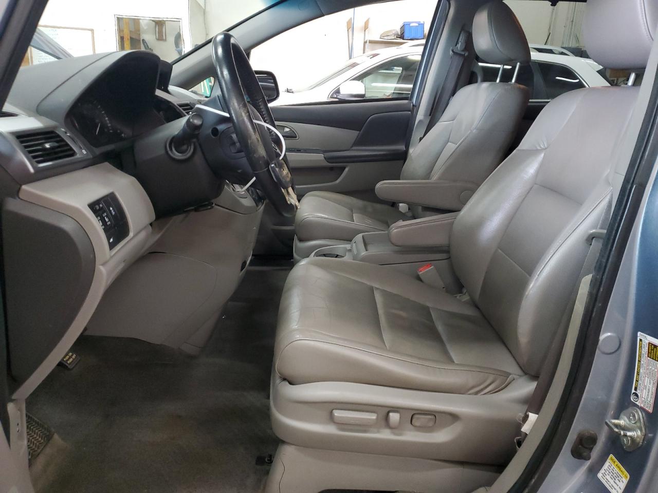 2011 Honda Odyssey - Image 7