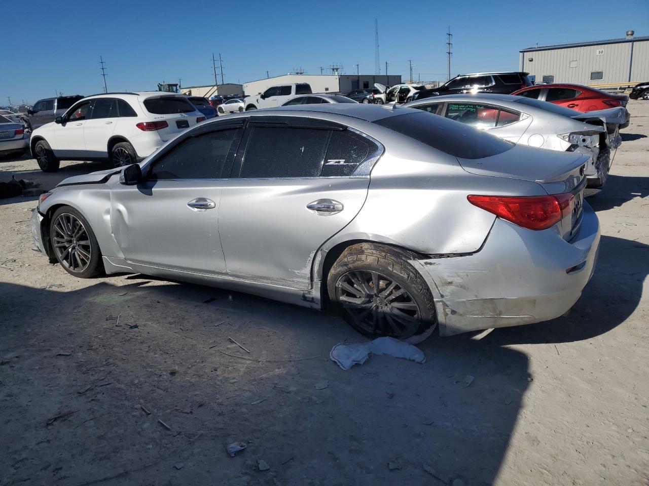 2016 Infiniti Q50 - Image 2