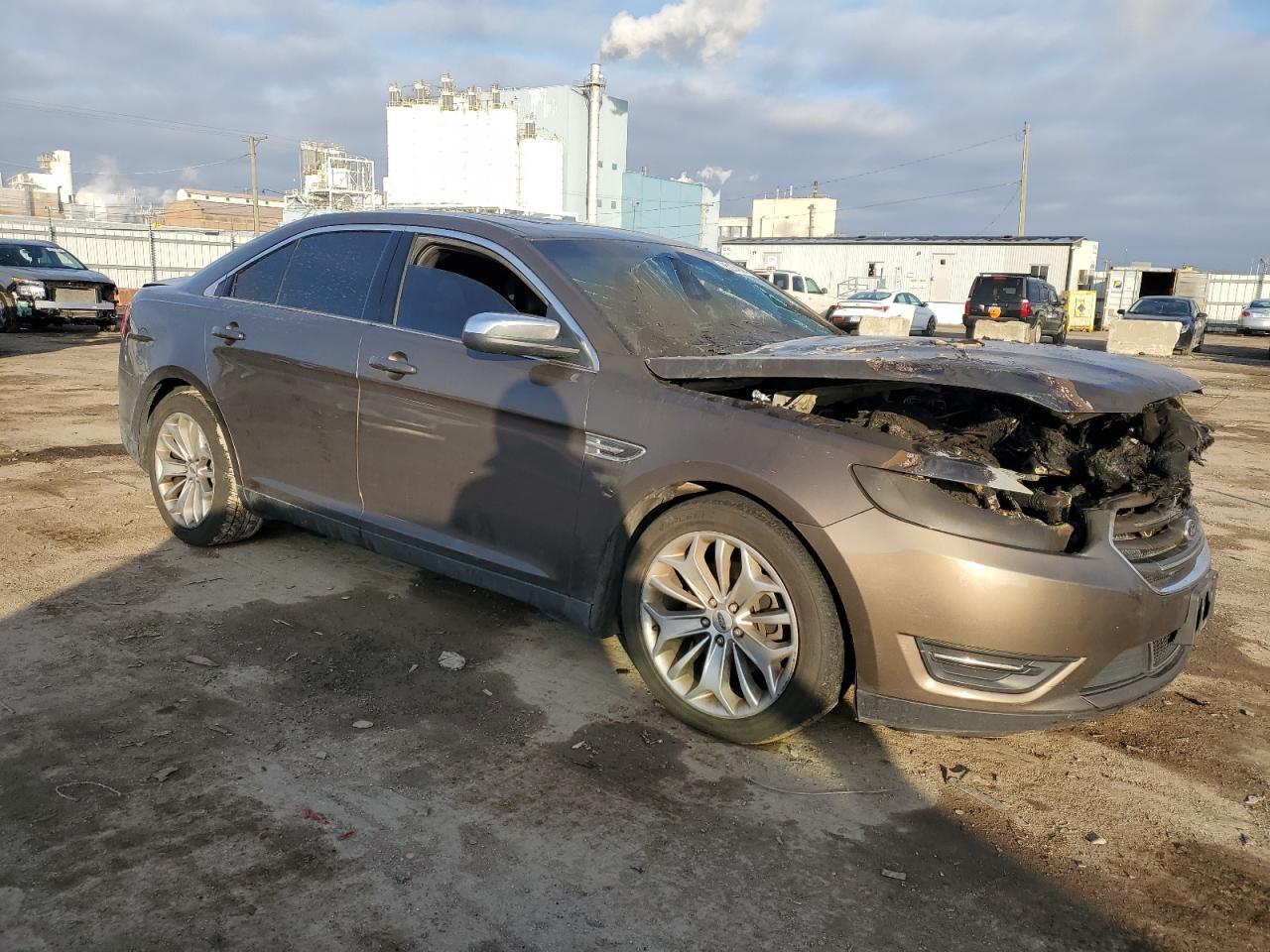 2015 Ford Taurus - Image 4