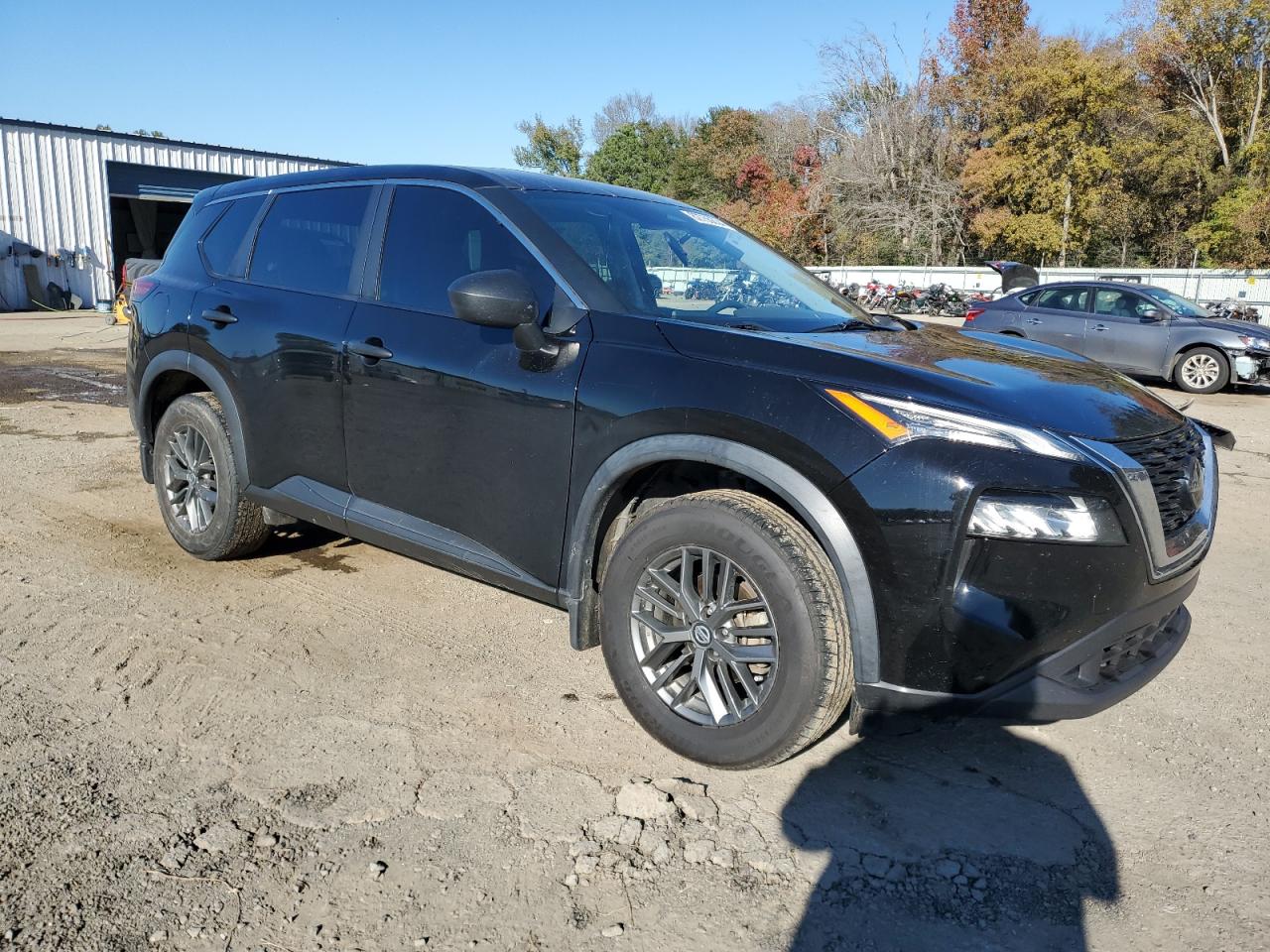2021 Nissan Rogue - Image 4