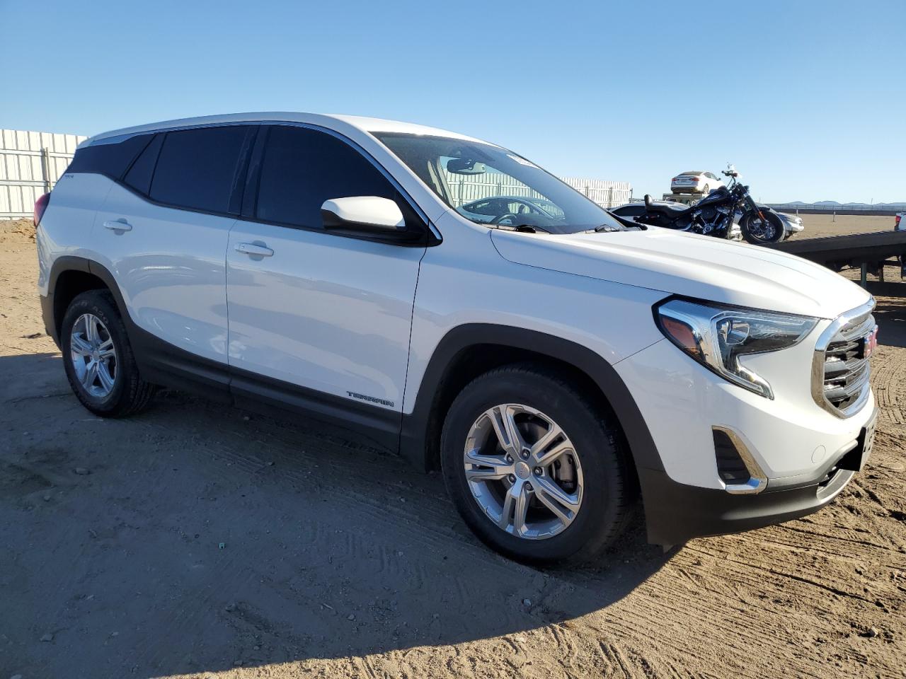 VIN 3GKALMEV8JL250215 2018 GMC TERRAIN no.4